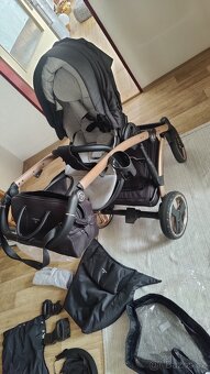 Kočárek Junama a zdarma výbava - 3