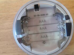 RGB LED světlo pod vázu - 3