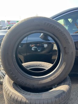 205/60 R16 - 3