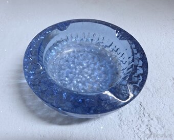 Skleněný popelník - 3