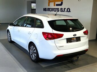 Kia Ceed 1.6 GDI 99KW Kombi Benzín TAŽNÉ REZERVOVÁNO - 3