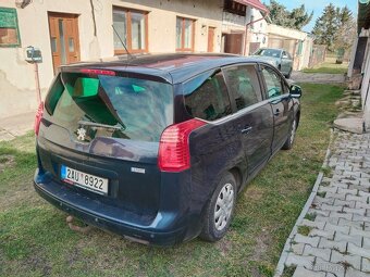 Peugeot 5008 1,6hdi nepojízdné - 3