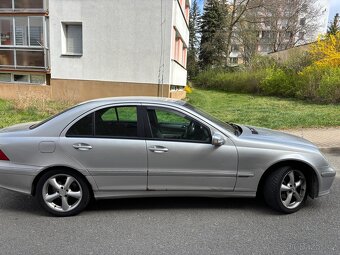 Mercedes Benz C180 - 3