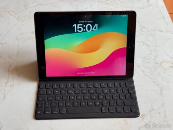 iPad 8 2020, 32gb s originál klávesnici a Apple Pencil 1 - 3