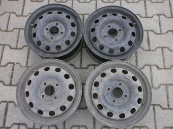 4x Plechové disky na FORD FOCUS velikost 14tky 200kč všechny - 3