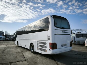 MAN Lions Coach - 3