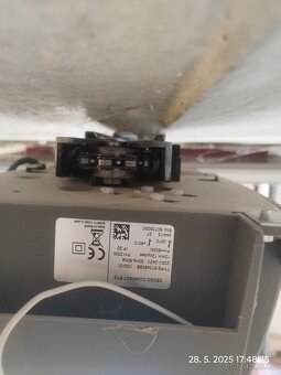 Prodám garážová vrata LOMAX včetně motoru. - 3
