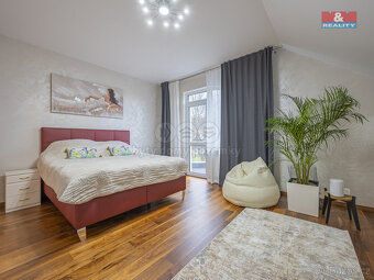 Prodej rodinného domu, 350 m², Jirny, ul. V Zahradách - 3