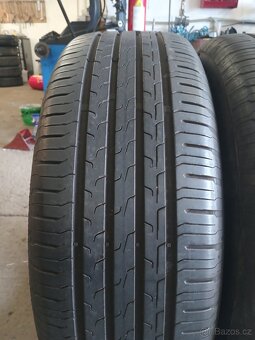 2xletní pneu 225/60/18.Continental. - 3