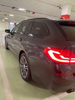 BMW 530d xdrive Sportline - 3