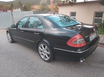 Mercedes E300 V6 Automat - 3