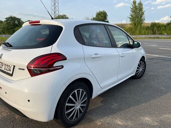 Prodám Peugeot 208 - 3