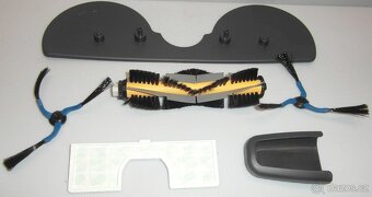 Robotický vysavač Samsung NaviBot - brany, dálkové ovládání - 3