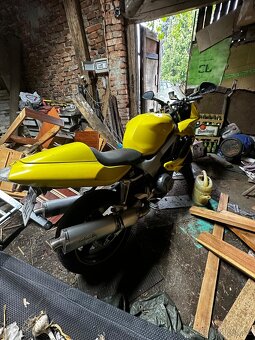 Honda VTR 1000 F - 3