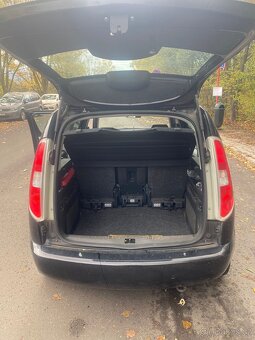 ŠKODA Roomster 1.2 HTP - 3