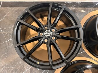 3G0601025BH original vw passat pretoria r19 5x112 - 3