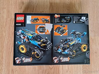 LEGO Technic 42095 Kaskadérské závodní auto - 3
