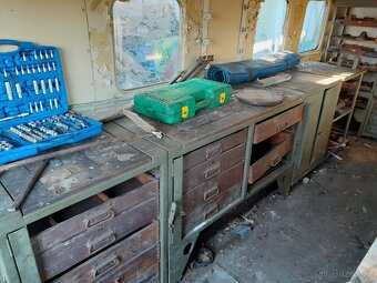 Skříňova nástavba, dílna V3S - 3