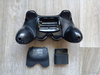 ovladač Logitech G-X2H14A (Playstation 2) - 3