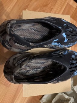 Yeezy Foam RNNR MX Cinder vel. 46 - 3