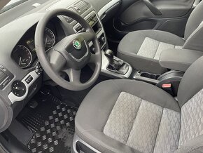 Škoda Octavia II 1.6 TDi - 3