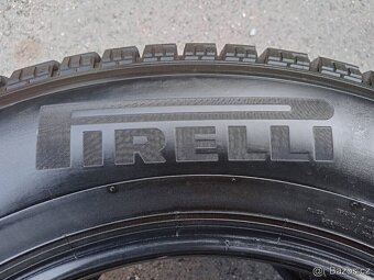 2 Zimní pneumatiky Pirelli Ice Zero FR 235/65 R17 XL - 3