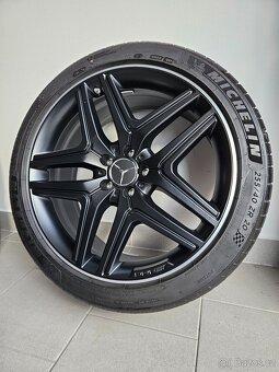 Orig. Mercedes AMG - Letní 255/40/20 - Zánovní - 3