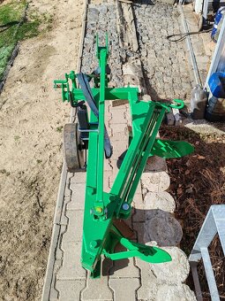 Pluh za traktor - 3