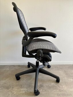 kancelářská židle Herman Miller Aeron Classic - 3