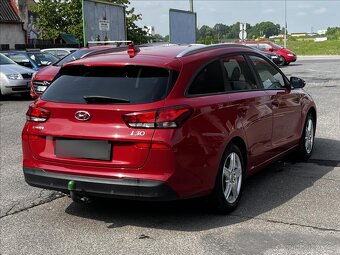 Hyundai i30 1,4 T-GDI, STYLE, SERVISKA (2017) - 3