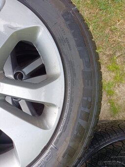 Celoroční pneumatiky 195/55 R16 91V na Alu discich DACIA - 3