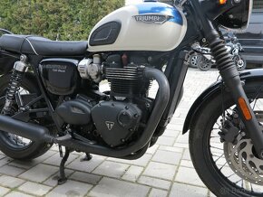 Triumph Bonneville 1200 Black Edition, T120 - 3