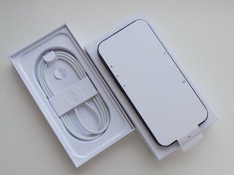 APPLE iPhone 16 256GB Černý - ZÁRUKA - NEPOUŽIT - 3