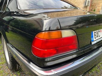 BMW 728i E38 - 3