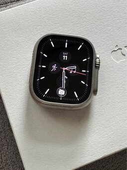 Apple Watch Ultra 49mm Titanium Orange Alpine Loop - 3