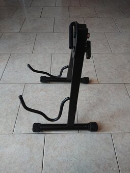 Stojan na kytaru. - 3