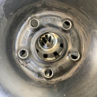 16" plechová kola – 5x112 – VOLKSWAGEN (ŠKODA, AUDI, SEAT) - 3
