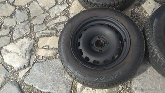 zimní 195 65 15 + disky 4x108 na PEUGEOT , CITROEN - 3