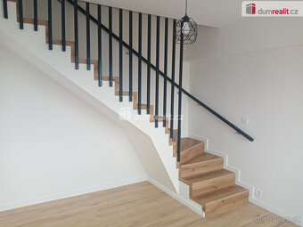 Pronájem atypického bytu - mezonetu, 3+1 s klimatizací, výmě - 3