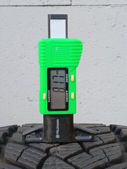 Zimní pneu Fulda Kristall Control HP2 235/45/18 vzorek 8mm - 3