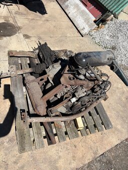 Motor s převodovkou Skoda 120L - 3
