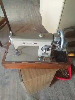 Indický šicí stroj Mana - 3