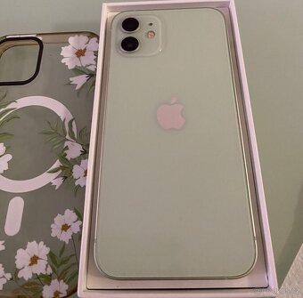 iPhone 12 64 GB Mint - 3