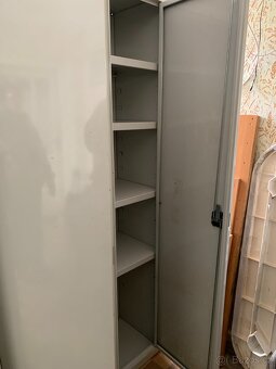 Plechova kancelarska skrina - 3