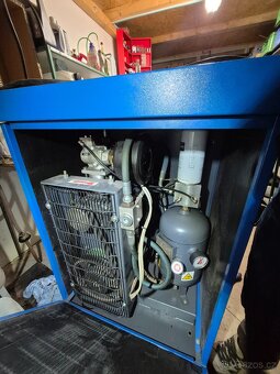 Šroubový kompresor Schneider AM11 - 3