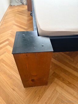 Industriální masivní postel - 3