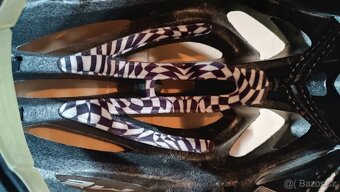 Prilba MET VELENO - 3