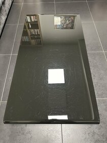 Černý skleněný konferenční stolek 130 x 70 cm - 3