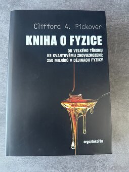 Kniha o fyzice (Clifford A. Pickover) - 3