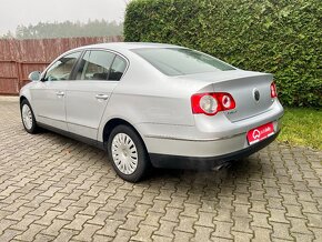 VOLKSWAGEN PASSAT 2,0 FSI COMFRTLINE / 2005 - 3